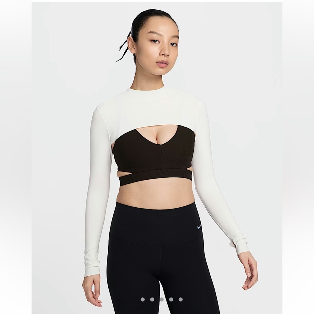 Nike Zenvy Shrug Top